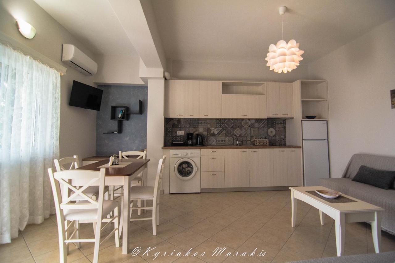 La Casa Del Vitsi Apartment Палиохора Екстериор снимка